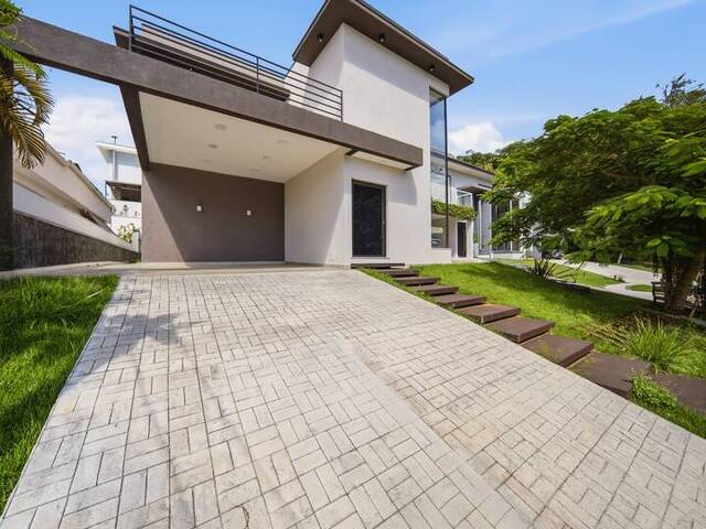 #10 - Casa para Venda em Itupeva - SP - 2