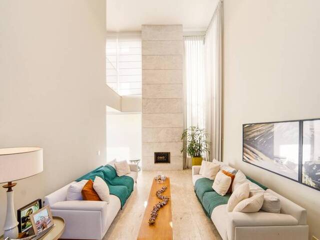 #11 - Casa para Venda em Jundiaí - SP - 2